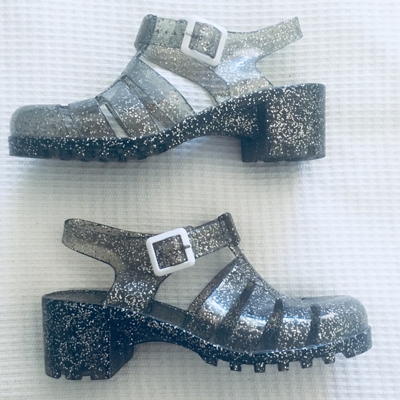 jelly shoes 90s